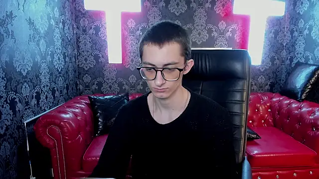 Snapshot of RonBevs chatting on March 22, 8:23 pm RonBevs online show from March 22, 8:23 pm