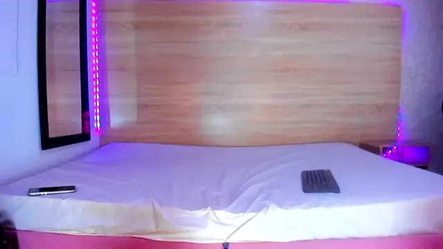 Snapshot of ambarvioletcm chatting on March 16, 2:32 pm ambarvioletcm online show from March 16, 2:32 pm