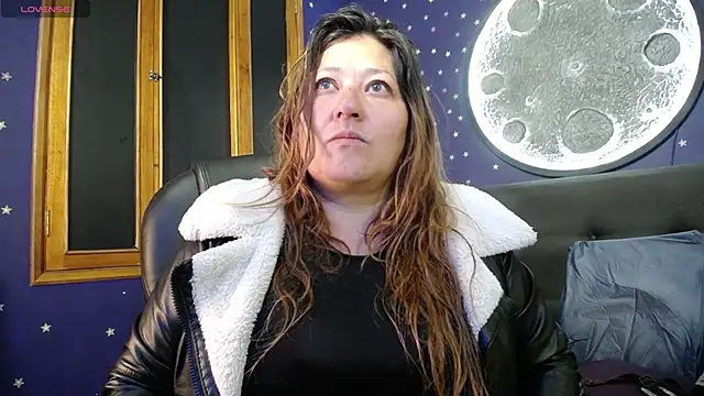 Snapshot of Stefanny_red chatting on March 23, 11:14 am Stefanny red online show from March 23, 11:14 am