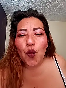 Snapshot of Stefanny_red chatting on April 4, 5:32 pm Stefanny red online show from April 4, 5:32 pm