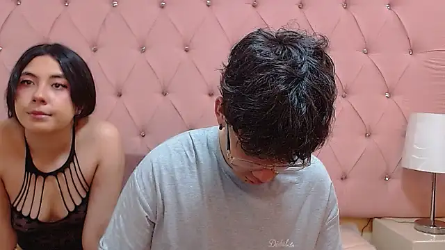 Snapshot of Desire_Ecstasy2 chatting on April 2, 3:37 am Desire Ecstasy2 online show from April 2, 3:37 am