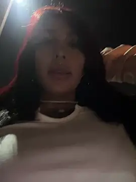 Snapshot of Saraaa_pink_ chatting on March 15, 12:27 am Saraaa pink online show from March 15, 12:27 am