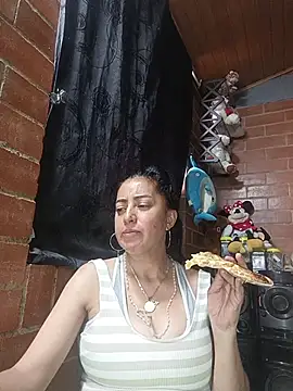 Snapshot of Alexandrina chatting on June 25, 7:51 pm Alexandrina online show from June 25, 7:51 pm