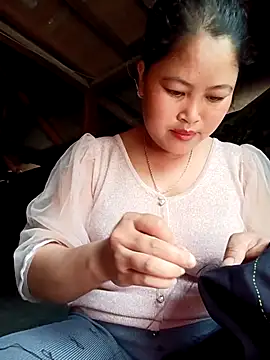 halenka 00 online show from March 24, 1:43 am