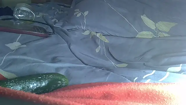 Snapshot of rurunaps chatting on March 23, 4:33 pm rurunaps online show from March 23, 4:33 pm