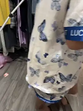 Snapshot of x-xingai2 chatting on March 31, 9:37 pm x-xingai2 online show from March 31, 9:37 pm