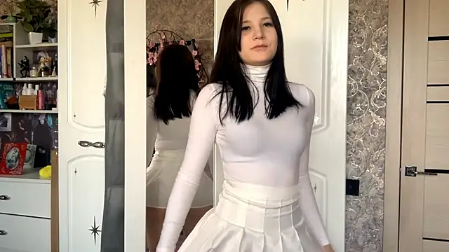 Snapshot of TerraSturrp chatting on April 1, 7:09 am TerraSturrp online show from April 1, 7:09 am