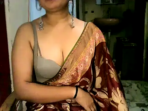 Snapshot of YAMUNA_012 chatting on April 18, 9:04 pm YAMUNA 012 online show from April 18, 9:04 pm