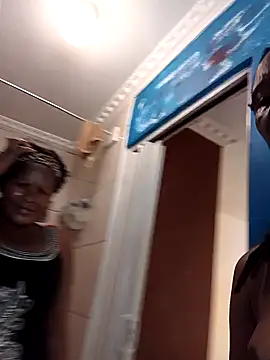 midsized71 online show from March 12, 11:27 am