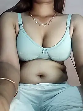 Snapshot of saniya_008 chatting on May 6, 10:20 am saniya 008 online show from May 6, 10:20 am