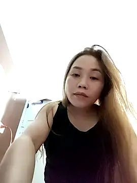 Snapshot of DawnG_x chatting on March 24, 5:12 am DawnG x online show from March 24, 5:12 am