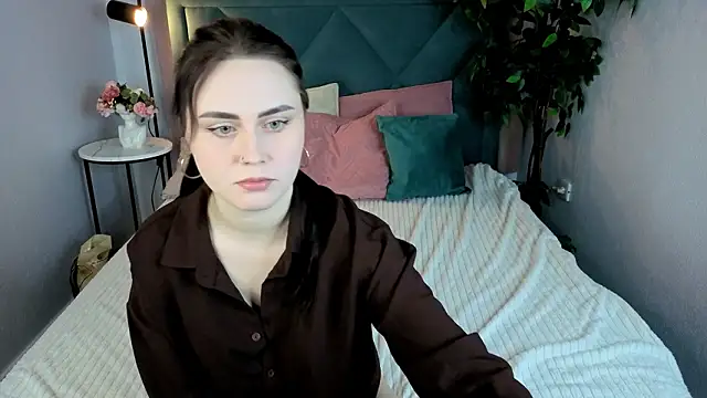 Snapshot of NoraLumi chatting on March 15, 8:37 pm NoraLumi online show from March 15, 8:37 pm