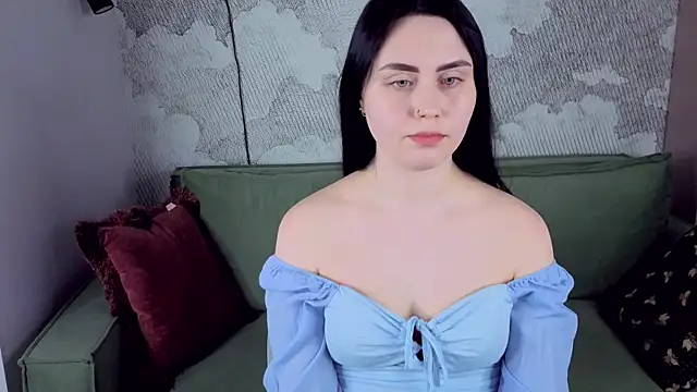 Snapshot of NoraLumi chatting on April 1, 1:41 pm NoraLumi online show from April 1, 1:41 pm