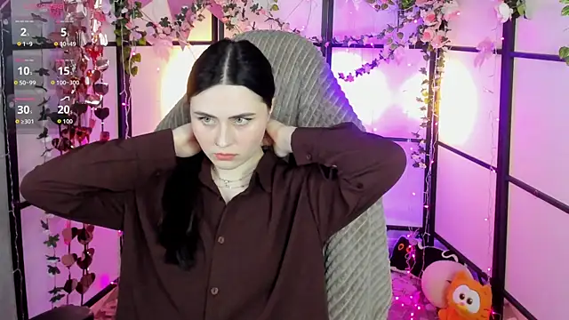 Snapshot of NoraLumi chatting on April 4, 12:46 pm NoraLumi online show from April 4, 12:46 pm