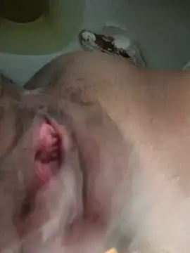liltrush8 online show from July 31, 1:38 am