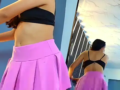 Snapshot of alison_holand chatting on March 18, 1:58 pm alison holand online show from March 18, 1:58 pm