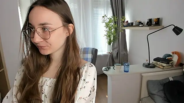 DiaKriegel online show from March 23, 8:40 am