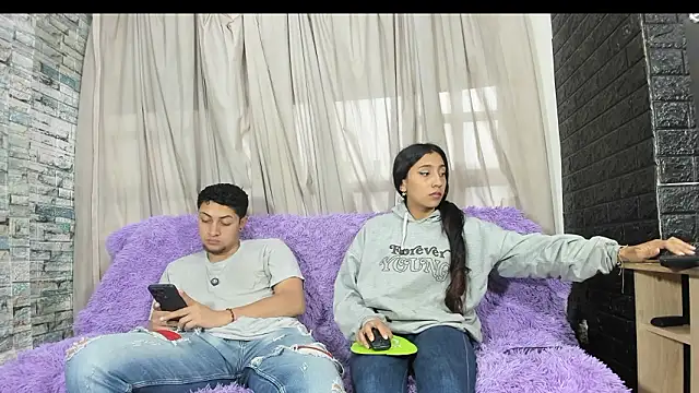 NoahAndBunny online show from March 30, 11:44 am