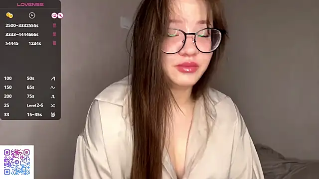 Snapshot of SammyMize chatting on March 20, 3:17 pm SammyMize online show from March 20, 3:17 pm