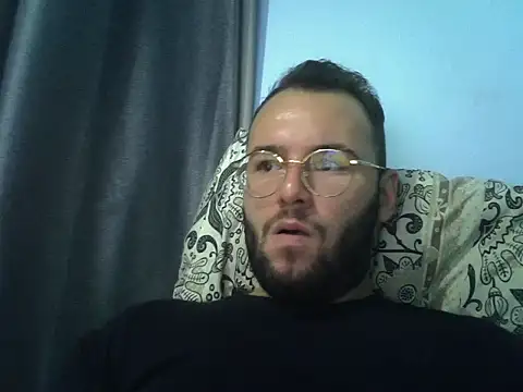 Snapshot of piazaocwb23 chatting on March 22, 4:32 pm piazaocwb23 online show from March 22, 4:32 pm