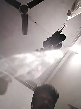 xxx desi boy1 online show from March 25, 9:43 pm