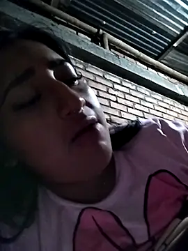 Snapshot of DestiinyBlack chatting on March 28, 1:27 am DestiinyBlack online show from March 28, 1:27 am