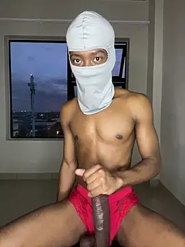 RoyaltyRox online show from March 29, 4:29 pm