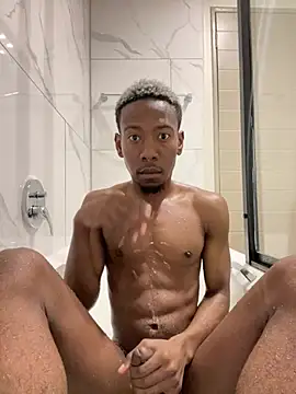 RoyaltyRox online show from April 4, 3:49 am