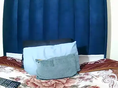 MelaniBbe online show from May 5, 4:59 pm