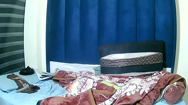 MelaniBbe online show from May 14, 3:41 pm