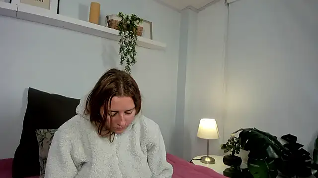 Snapshot of cuttie_blondie chatting on March 19, 11:03 am cuttie blondie online show from March 19, 11:03 am