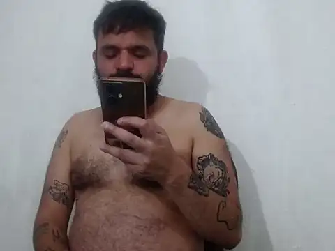 Snapshot of BurakHadidd chatting on April 6, 3:57 pm BurakHadidd online show from April 6, 3:57 pm