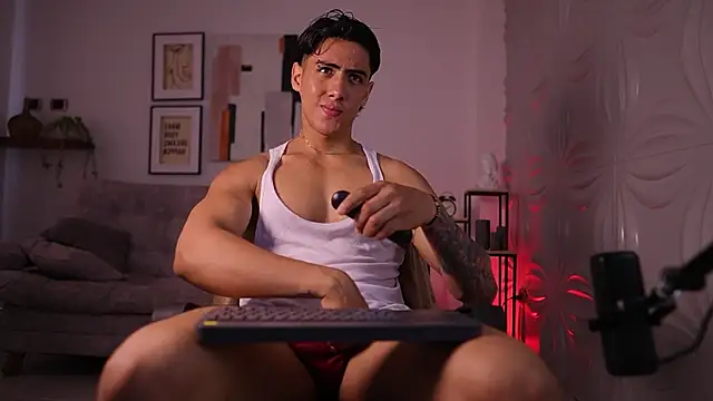 Tayler Cross  online show from March 28, 3:22 pm