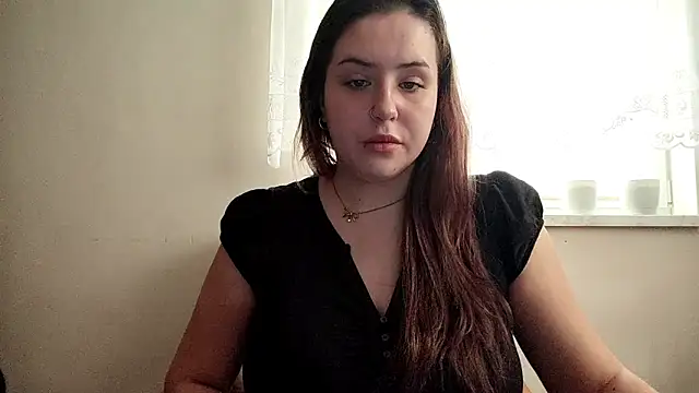 Snapshot of LolaSeduce chatting on April 2, 8:34 am LolaSeduce online show from April 2, 8:34 am