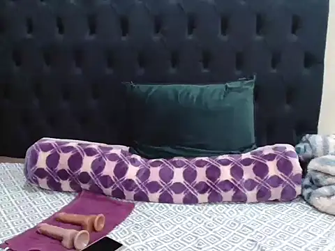 SlimGooddiexx online show from March 23, 6:56 pm