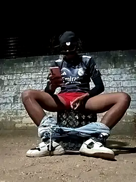 spittingpig1 online show from March 26, 12:06 am