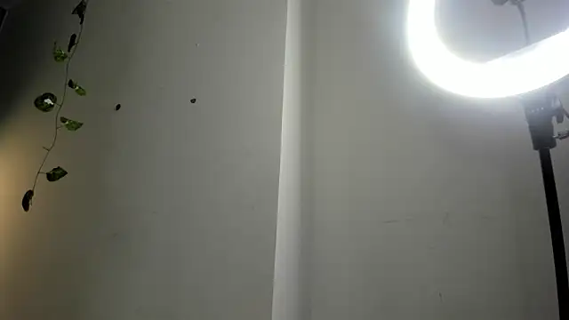 Snapshot of JHON_MASTER24 chatting on April 1, 12:28 pm JHON MASTER24 online show from April 1, 12:28 pm