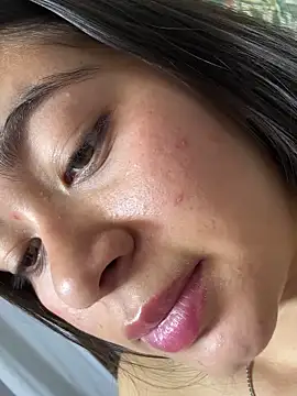 Snapshot of Kloe_00 chatting on March 16, 5:44 am Kloe 00 online show from March 16, 5:44 am