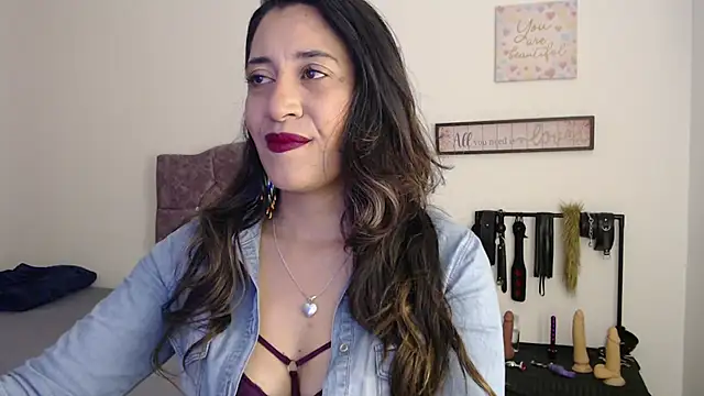 violeta scott online show from June 4, 12:11 pm