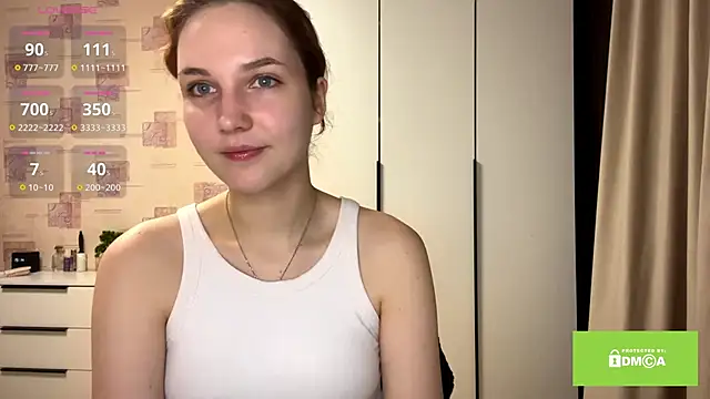 Snapshot of SamellaFlugum chatting on March 13, 4:13 pm SamellaFlugum online show from March 13, 4:13 pm