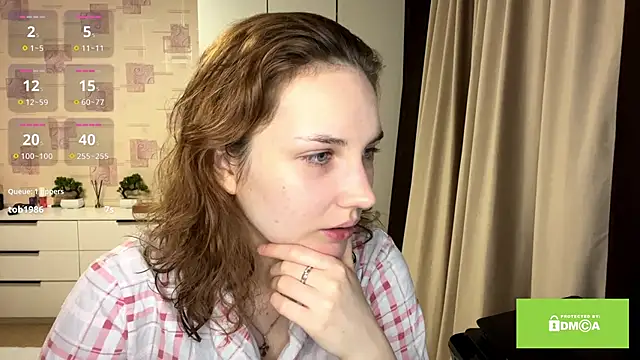 Snapshot of SamellaFlugum chatting on March 30, 6:09 pm SamellaFlugum online show from March 30, 6:09 pm