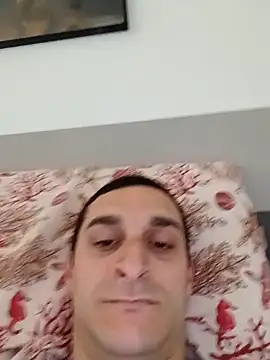 Snapshot of gabry21e5 chatting on May 9, 6:29 am gabry21e5 online show from May 9, 6:29 am