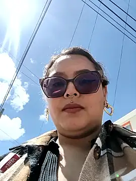 Snapshot of annie_27 chatting on March 19, 3:38 pm annie 27 online show from March 19, 3:38 pm