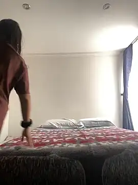 Snapshot of ItsAmara chatting on April 2, 3:53 pm ItsAmara online show from April 2, 3:53 pm