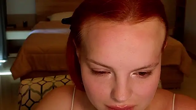 Snapshot of mollybossy chatting on March 18, 7:11 am mollybossy online show from March 18, 7:11 am