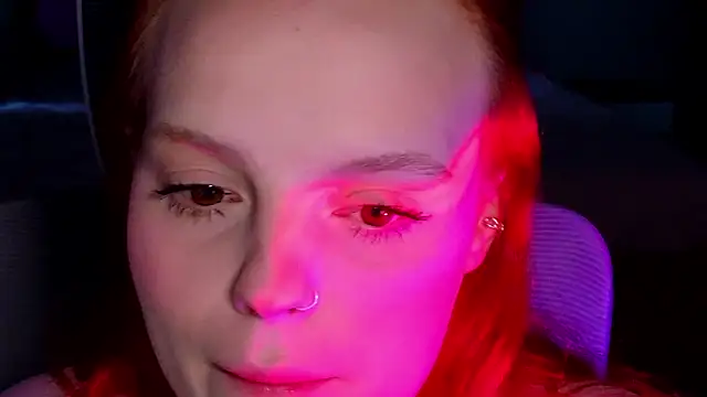 Snapshot of mollybossy chatting on March 26, 6:52 am mollybossy online show from March 26, 6:52 am