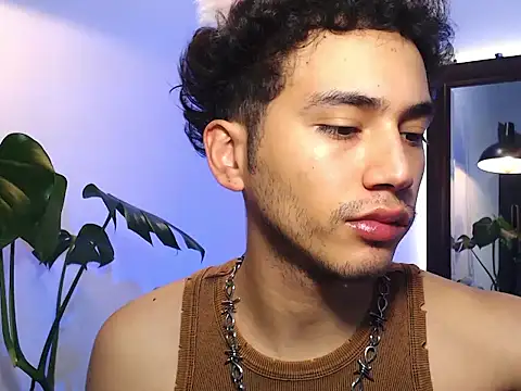 noahnoguera online show from March 19, 1:48 pm