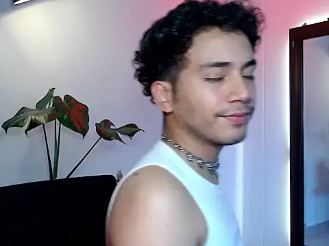 noahnoguera online show from March 24, 1:49 pm