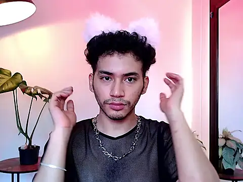 noahnoguera online show from March 29, 1:55 pm