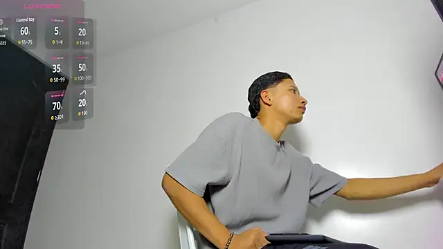 thiago bigcock 1 online show from June 27, 1:43 am